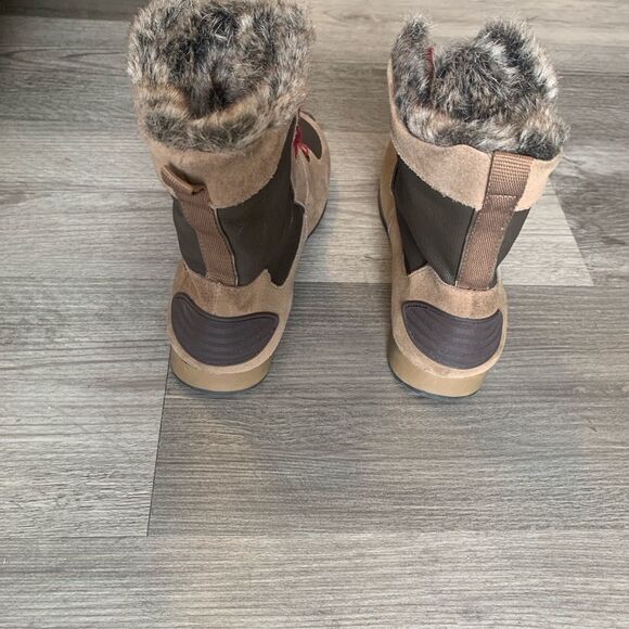 New AEROSOLES 8 Leather Tan and Brown Winter Boots with Red Laces - Picture 3 of 7